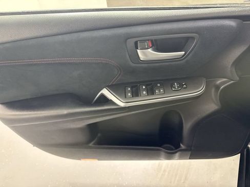 Used 2017 Toyota Camry XSE FWD image 20