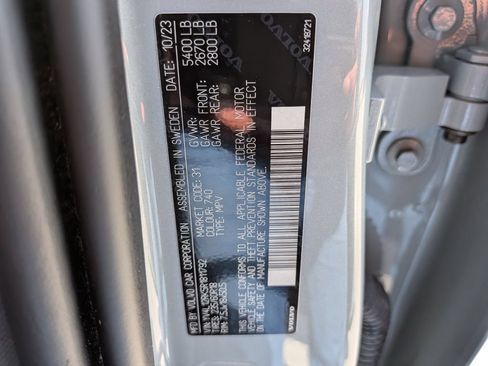 Used 2024 Volvo XC60 B5 Core AWD/4WD image 31