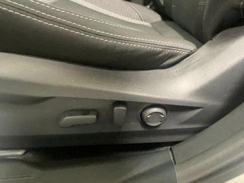 Used 2022 Subaru Outback Premium AWD/4WD image 12