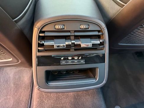 Used 2022 Maserati Quattroporte Modena RWD image 20