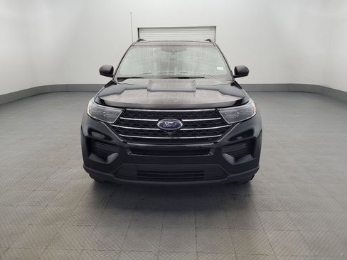 Used 2020 Ford Explorer XLT w/ Comfort Package AWD/4WD image 15