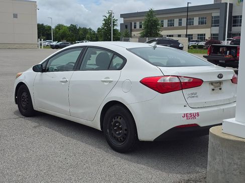 Used 2016 Kia Forte LX FWD image 4