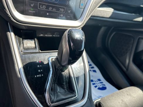 Used 2024 Subaru Legacy Premium AWD/4WD image 39