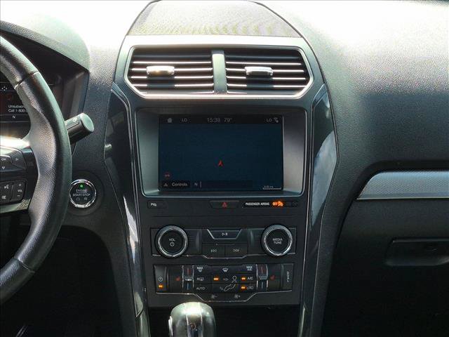 Used 2019 Ford Explorer XLT w/ Equipment Group 202A FWD image 14