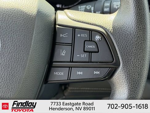 Certified 2025 Toyota Sienna LE FWD image 24