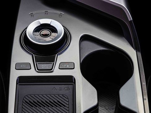 Certified 2024 Kia EV6 Wind w/ Wind Technology Package image 13