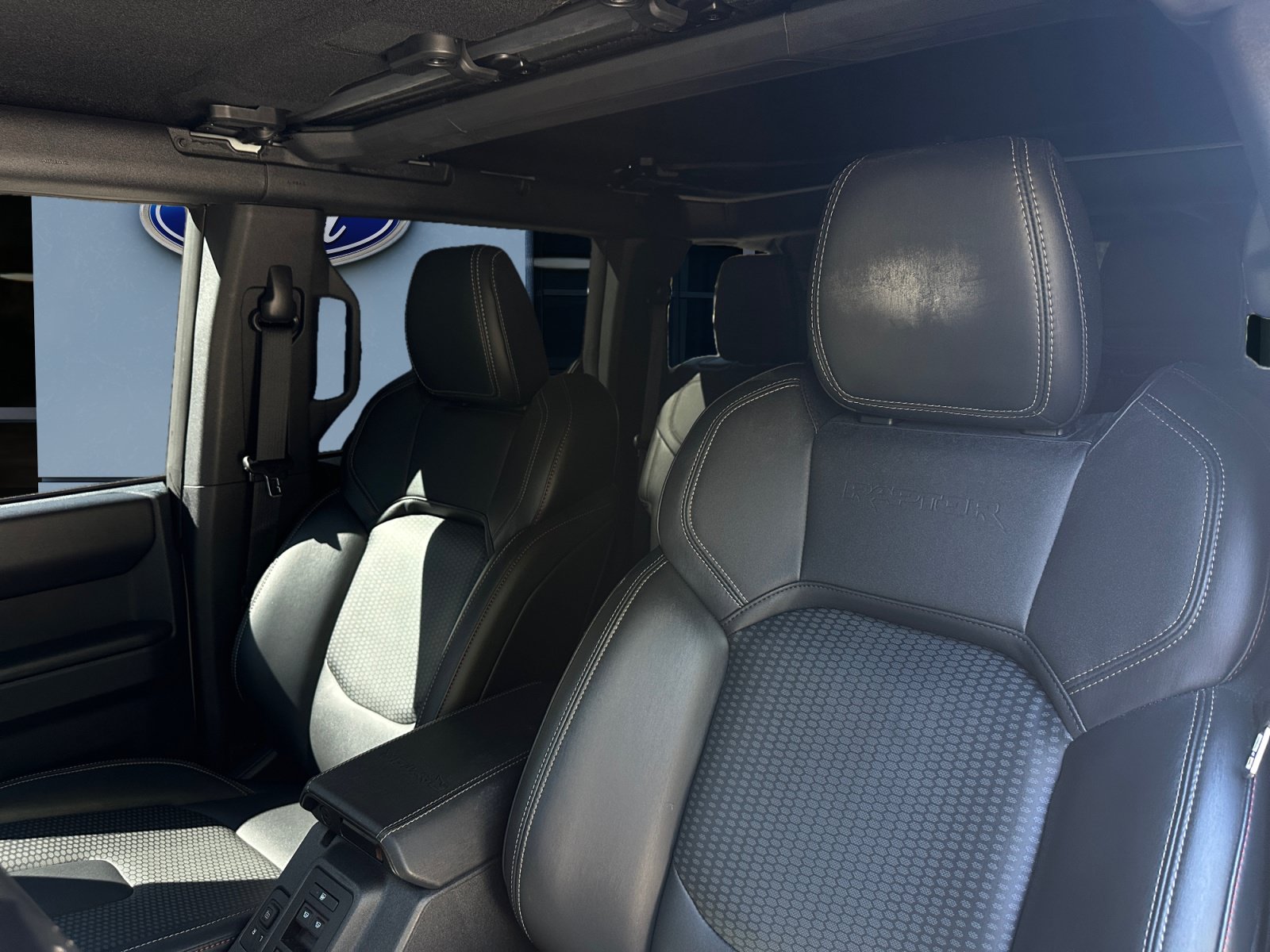 Used 2024 Ford Bronco Raptor w/ Interior Carbon Fiber Pack 6 AWD/4WD image 11