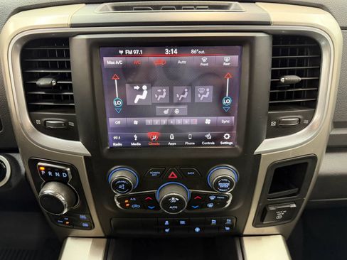 Used 2018 RAM 1500 Big Horn AWD/4WD image 22