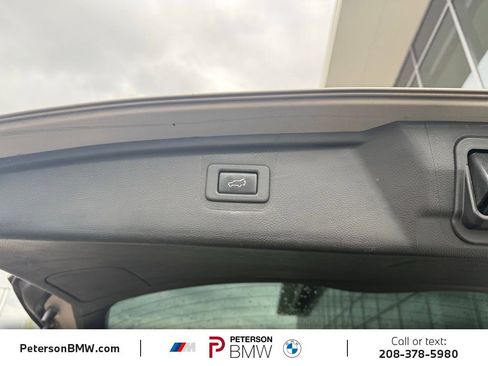Used 2019 Subaru Outback 2.5i Limited AWD/4WD image 10