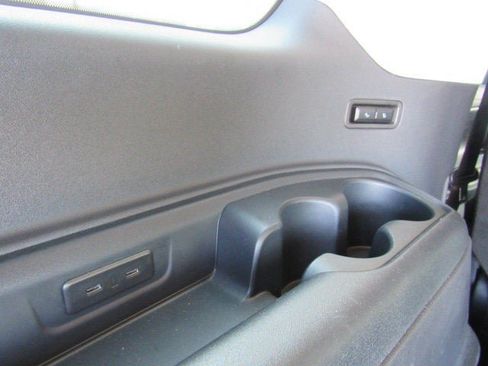 Used 2025 Ford Expedition Platinum AWD/4WD image 42