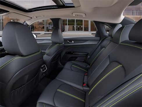 New 2025 Kia K5 GT image 18