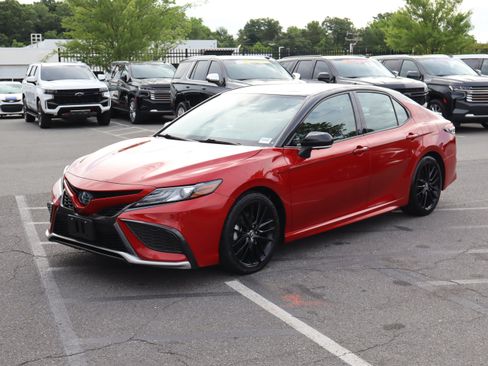 Used 2023 Toyota Camry XSE w/ Navigation Package FWD image 5