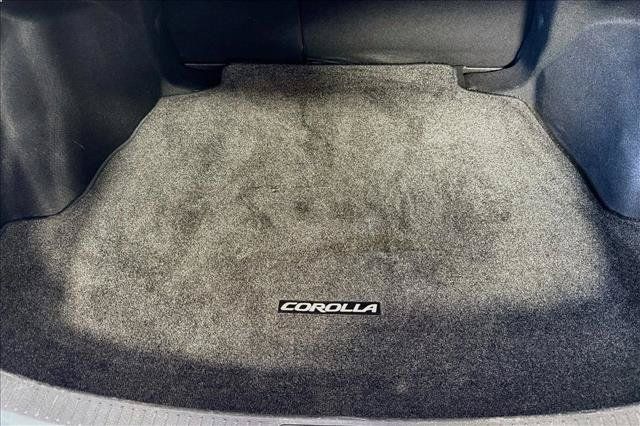 Used 2020 Toyota Corolla SE w/ Carpet Mat Package (TMS) FWD image 23