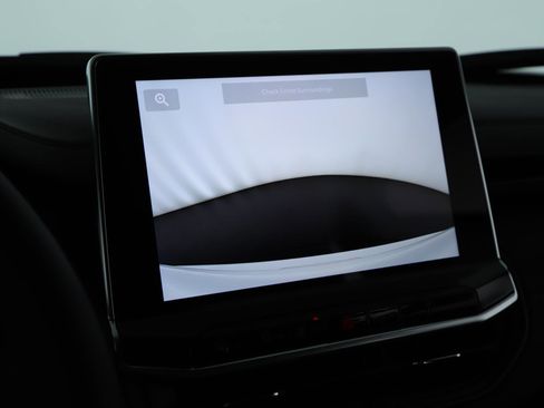 New 2026 Jeep Compass Limited image 13