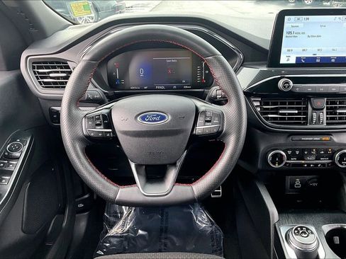 Used 2024 Ford Escape ST-Line image 5