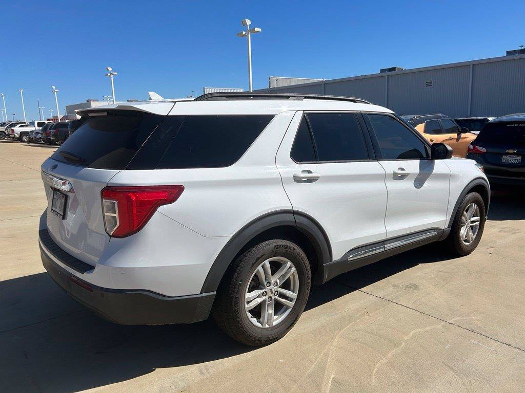 Used 2020 Ford Explorer XLT RWD image 5