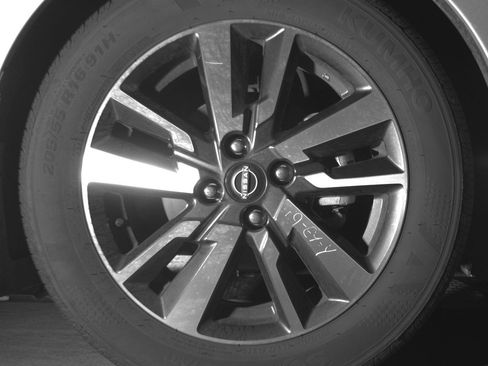 Used 2025 Nissan Versa SV w/ Trunk Package FWD image 13