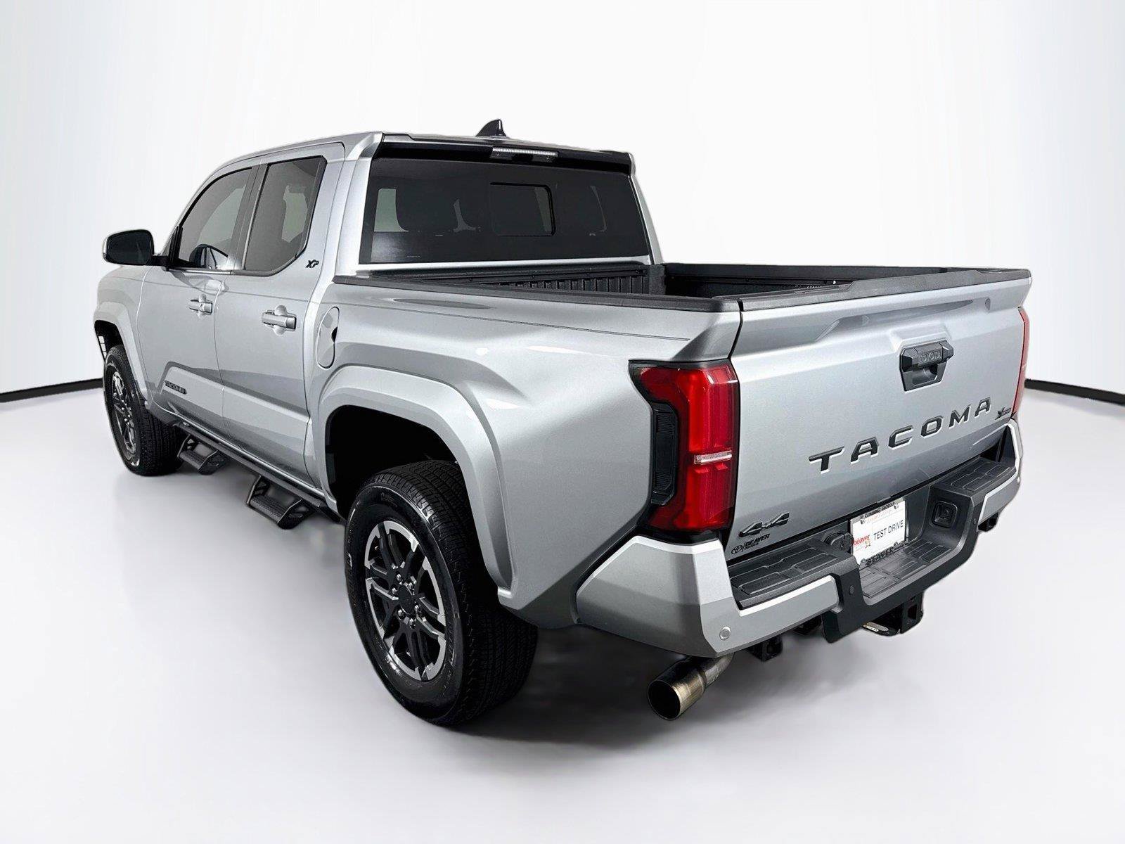 Certified 2024 Toyota Tacoma SR5 w/ SR5 Upgrade Package AWD/4WD image 7