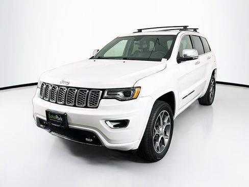 Used 2019 Jeep Grand Cherokee Overland image 3