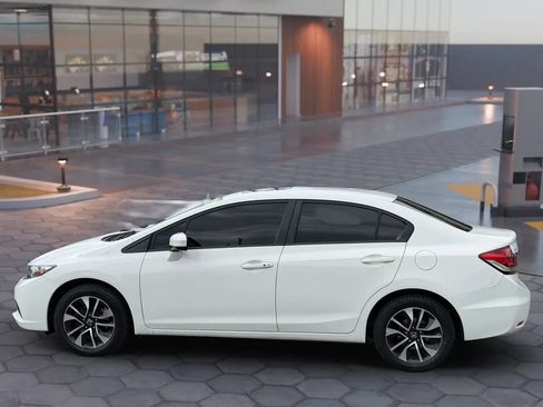 Used 2014 Honda Civic EX image 4