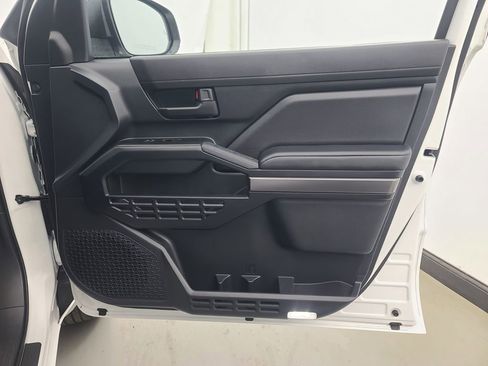 Used 2025 Toyota 4Runner TRD Sport image 14