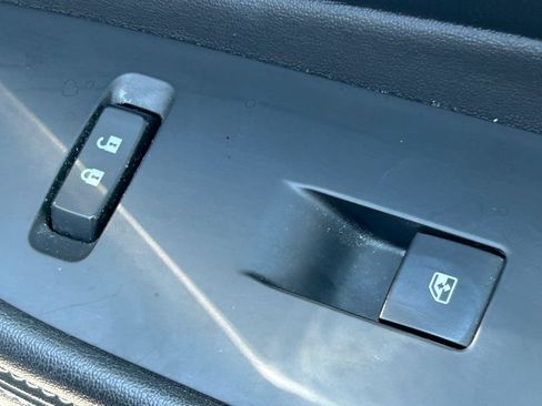 Used 2015 Buick Encore FWD image 31