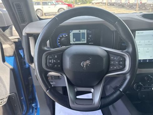 Used 2022 Ford Bronco Wildtrak AWD/4WD image 13
