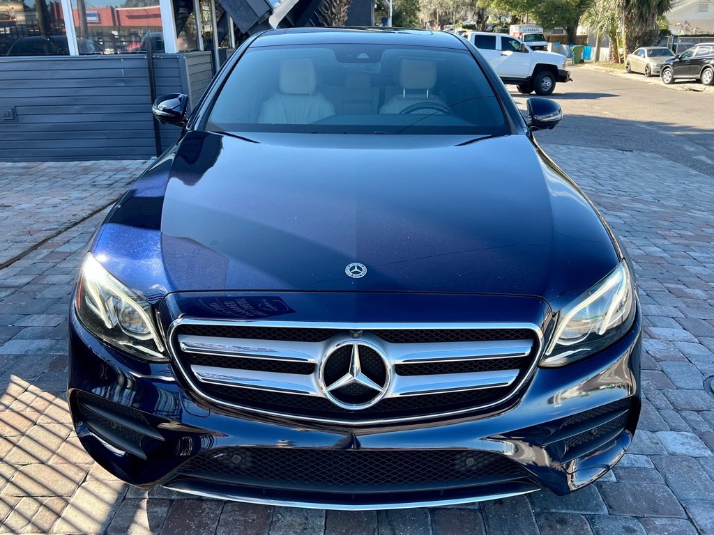 Used 2019 Mercedes-Benz E 300 image 4
