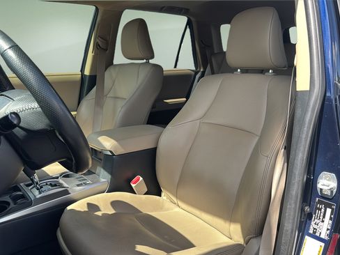 Used 2024 Toyota 4Runner Limited RWD image 10