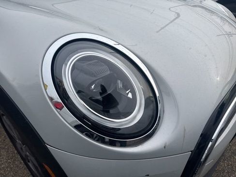 Used 2023 MINI Cooper 2-Door Hardtop image 2