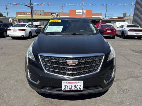Used 2018 Cadillac XT5 Luxury w/ LPO, Black Ice Package FWD image 7