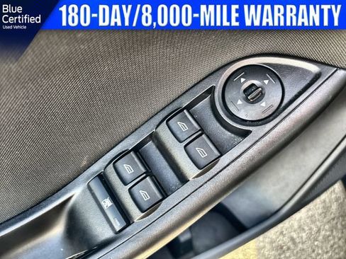 Used 2018 Ford Focus SE FWD image 22