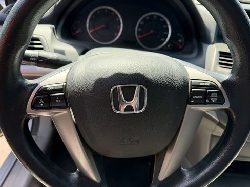 Used 2012 Honda Accord LX image 9