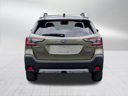 Used 2023 Subaru Outback Touring AWD/4WD image 6