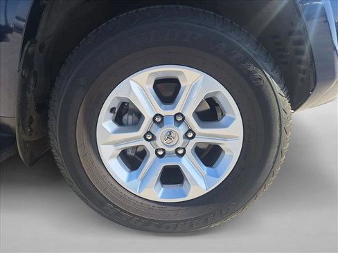 Used 2023 Toyota 4Runner SR5 Premium RWD image 19