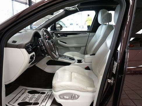 Used 2020 Porsche Macan S image 29