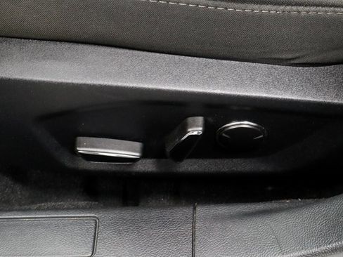 Certified 2019 Ford Fusion SE image 25