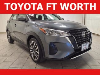 Used 2024 Nissan Kicks SV image 1