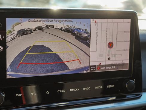 Used 2023 Kia Forte GT image 35