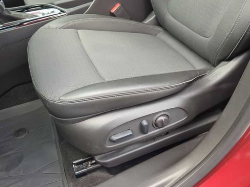 Used 2023 Buick Encore GX Preferred w/ Cold Weather Comfort Package AWD/4WD image 13