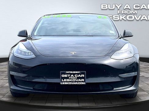 Used 2022 Tesla Model 3 Long Range AWD/4WD image 3