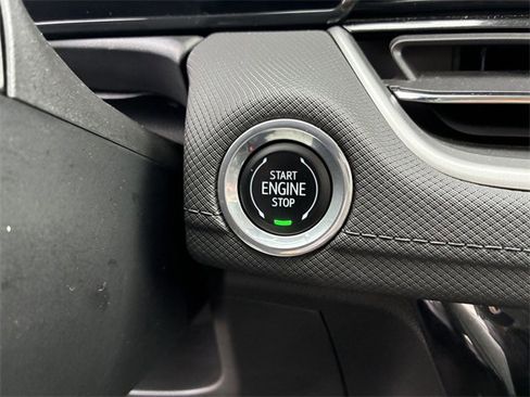 Used 2025 Chevrolet TrailBlazer LT image 30