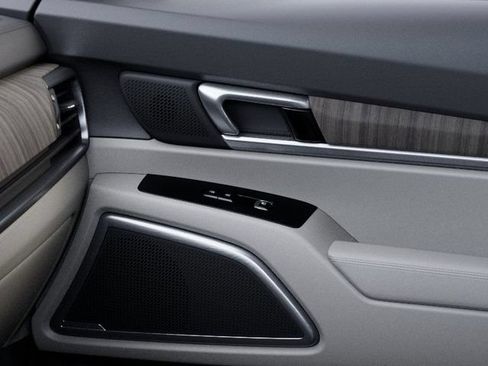 Certified 2025 Kia Telluride SX Prestige AWD/4WD image 61