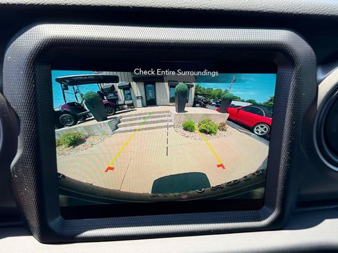 Used 2021 Jeep Wrangler Unlimited Sport AWD/4WD image 20