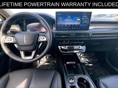 Used 2025 Lincoln Corsair Premiere w/ Equipment Group 101A image 20