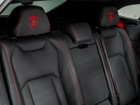 Used 2023 Lamborghini Urus S image 33