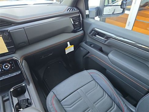 New 2026 GMC Sierra 2500 AT4 w/ Technology Package image 14