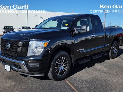 Used 2021 Nissan Titan SV w/ SV Convenience Package