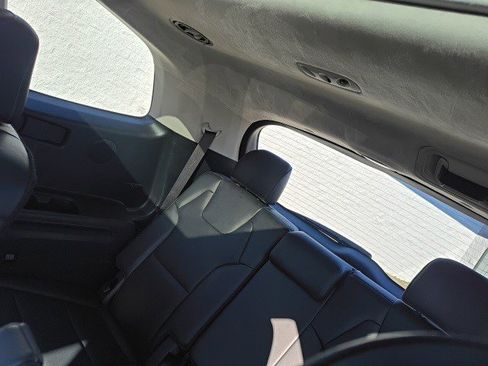 Used 2023 Kia Telluride SX Prestige image 16