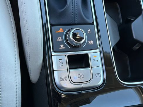 Certified 2023 Kia Telluride SX Prestige AWD/4WD image 34